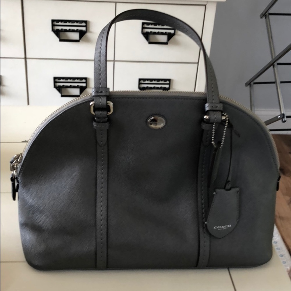 Coach purse, excellent condition